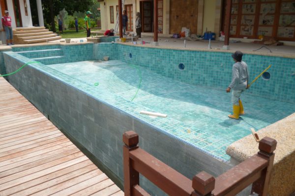 Regrouting Tiles Surface - Eureka Pools