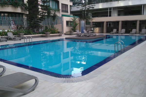 Hotel Type - Overflow Pool System - Eureka Pools